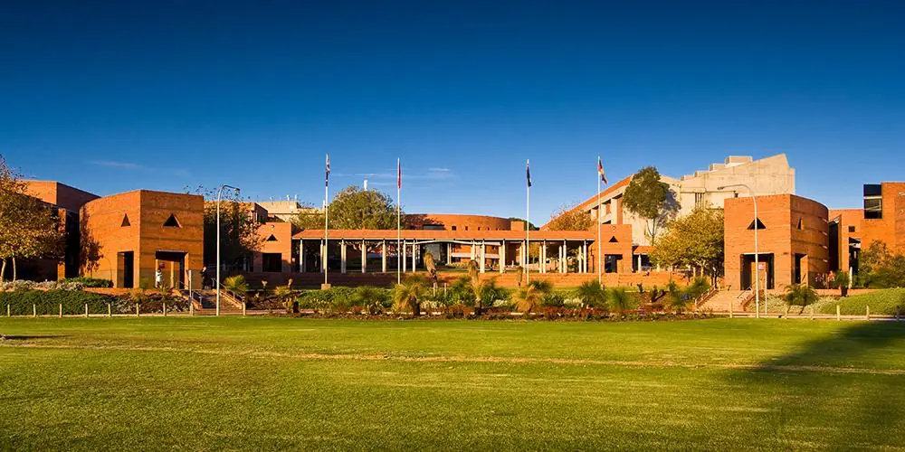 Curtin College
